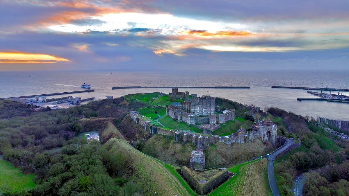 Dover – nähtävyyksiä ja matkakohde