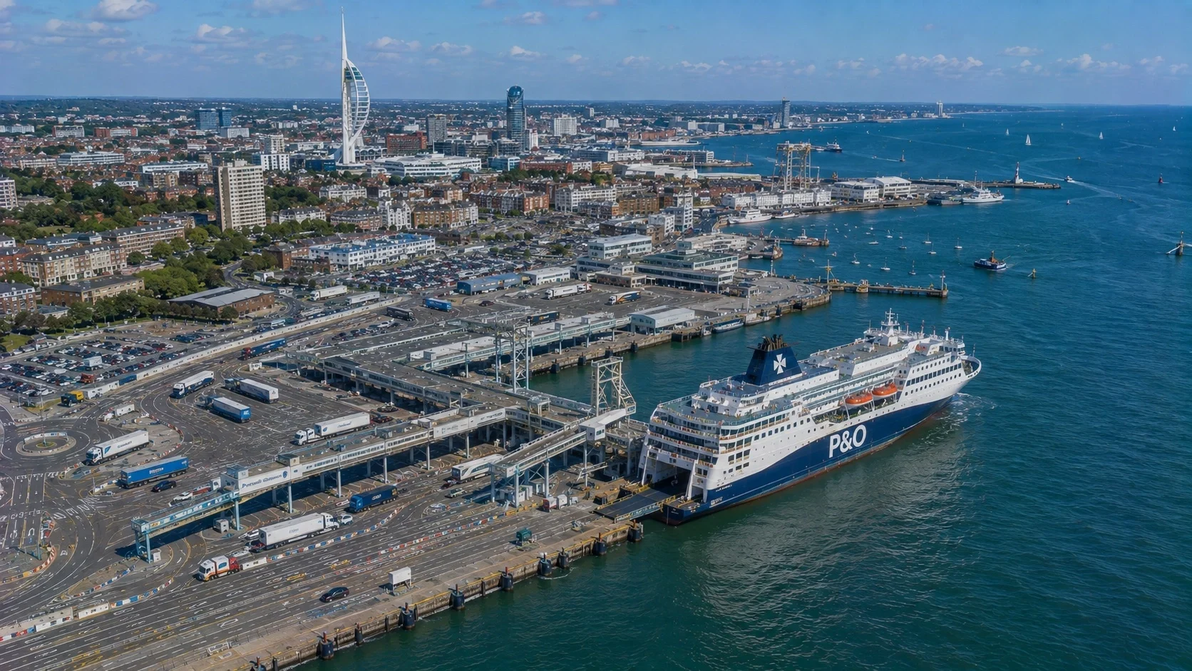 Portsmouth Harbourin ranta ja lauttaterminaalit