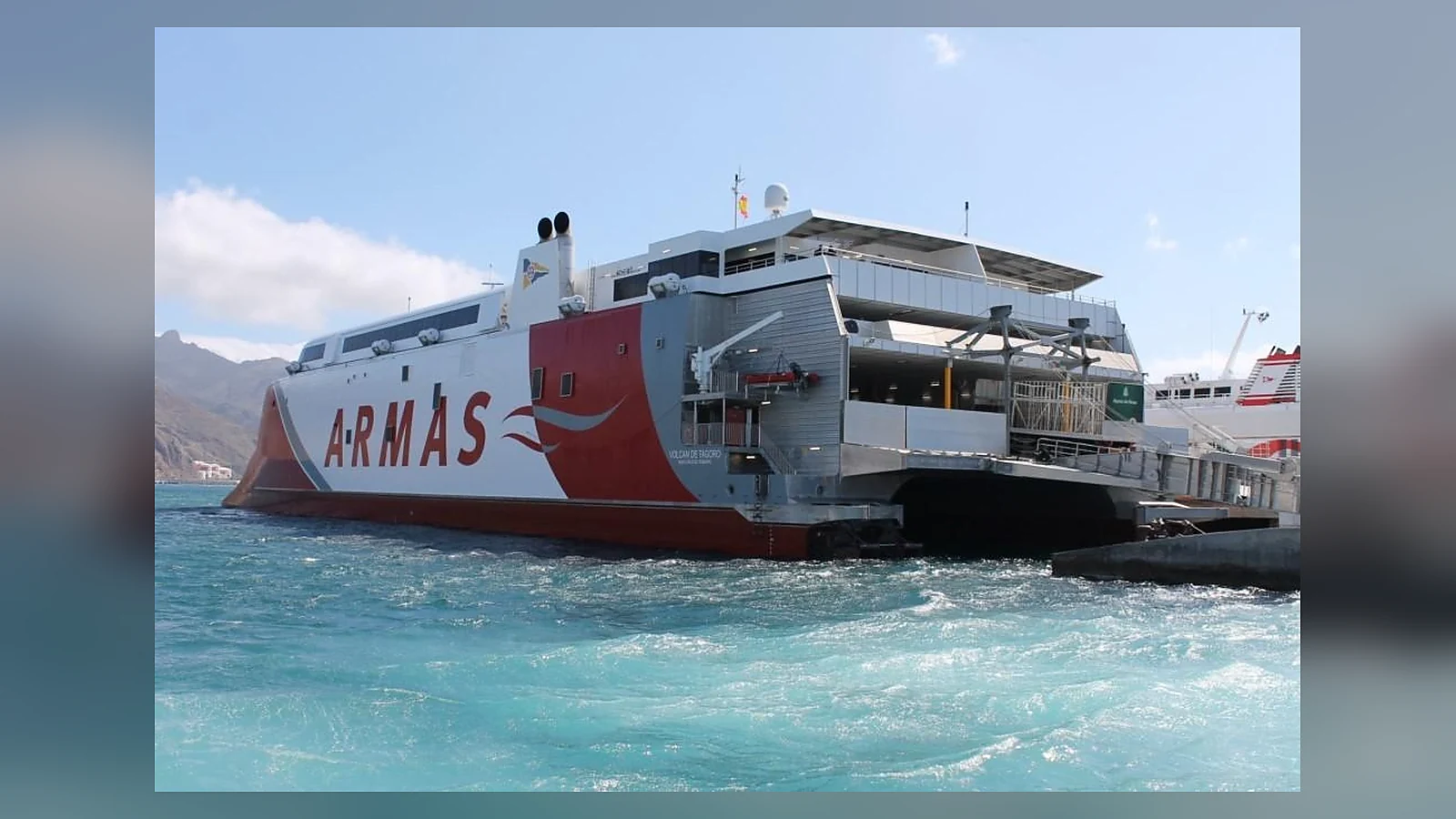 Armas Trasmediterránea lautta
