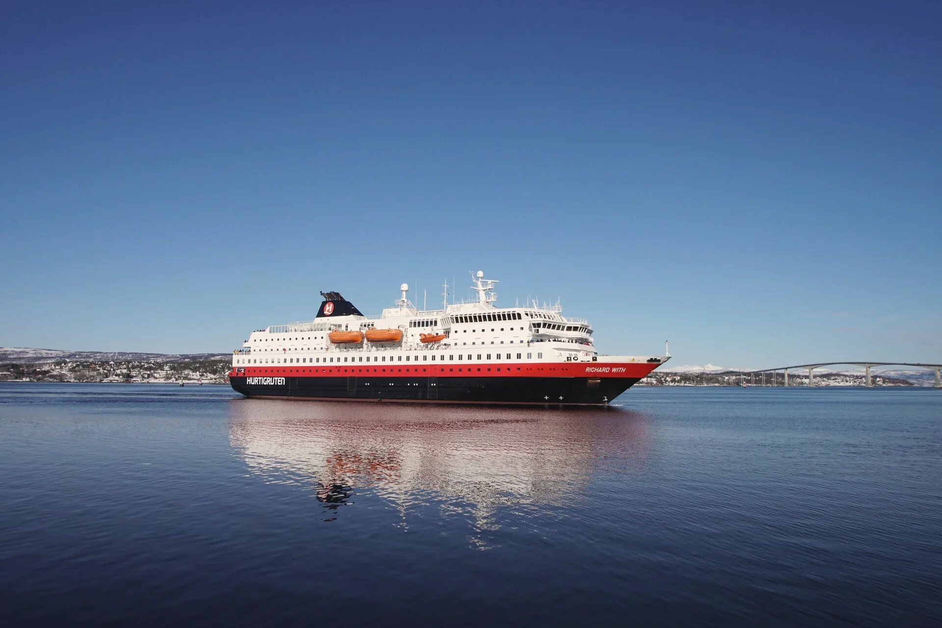 Hurtigruten lautta