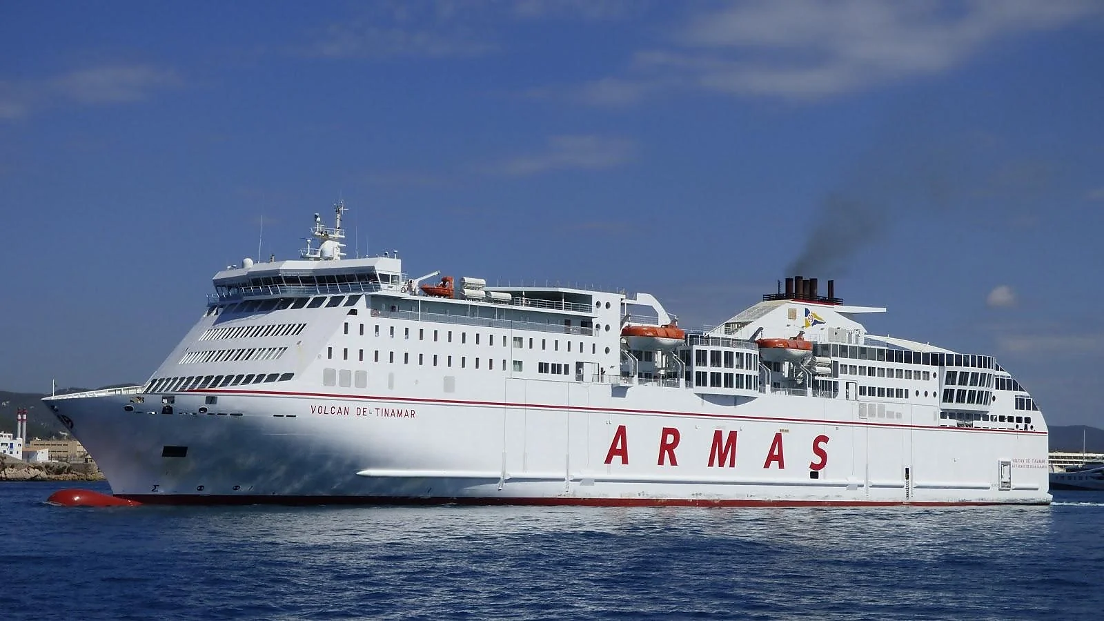 Naviera Armas lautta